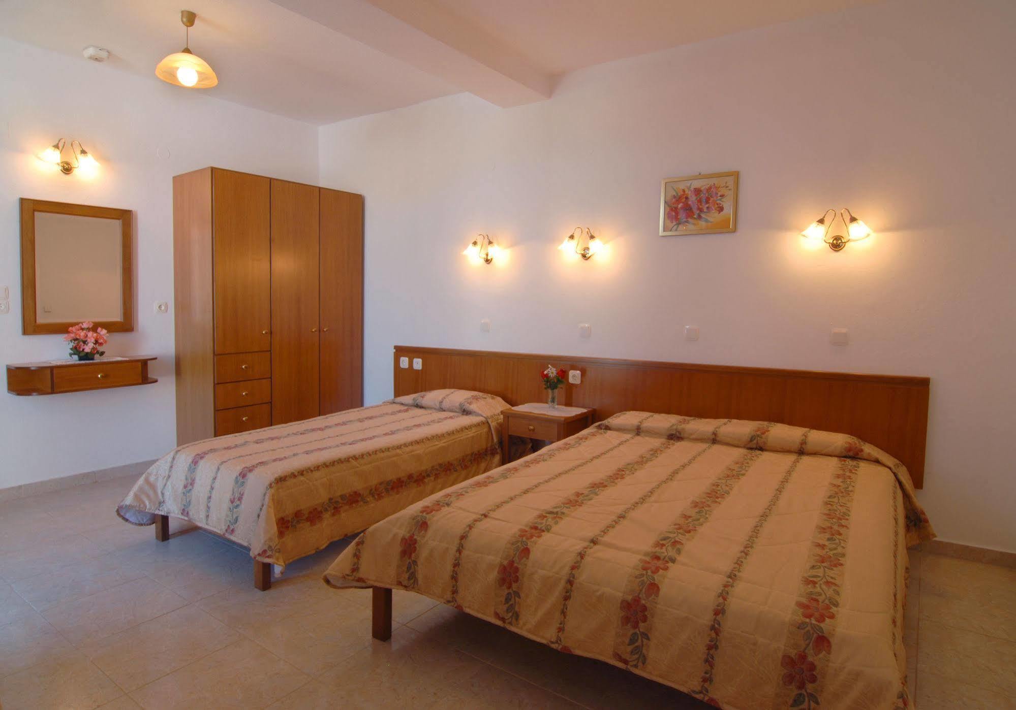 St. Paul'S Bay View Suites لينثوس المظهر الخارجي الصورة