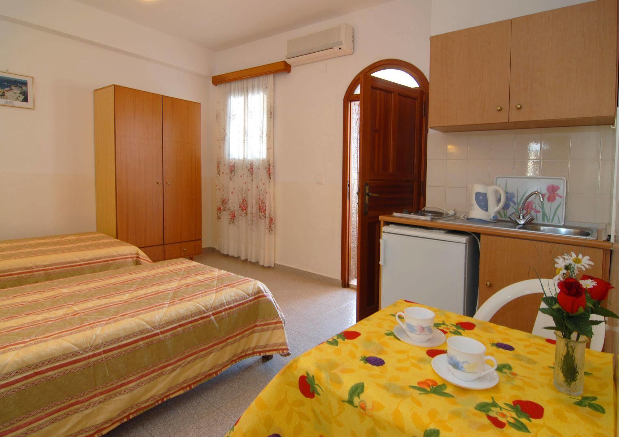 St. Paul'S Bay View Suites لينثوس المظهر الخارجي الصورة