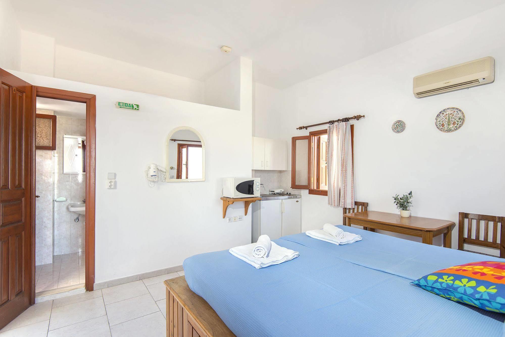 St. Paul'S Bay View Suites لينثوس المظهر الخارجي الصورة